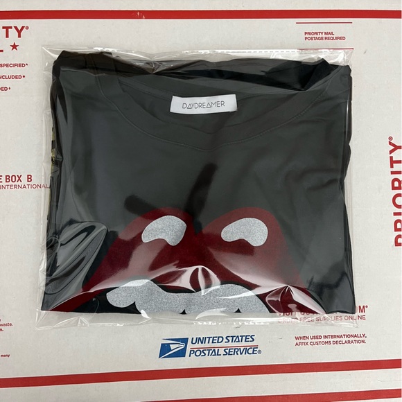 Daydreamer Rolling Stones Leopard Tongue Crewneck Graphic Tee - Picture 9 of 9